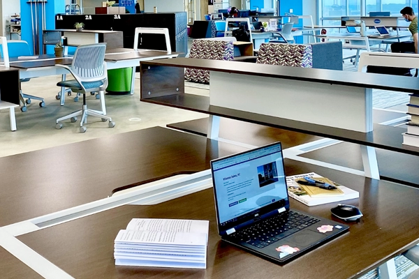 Unreserved Desk